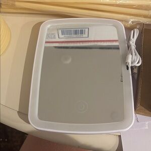 Make Up Mirror Givvy